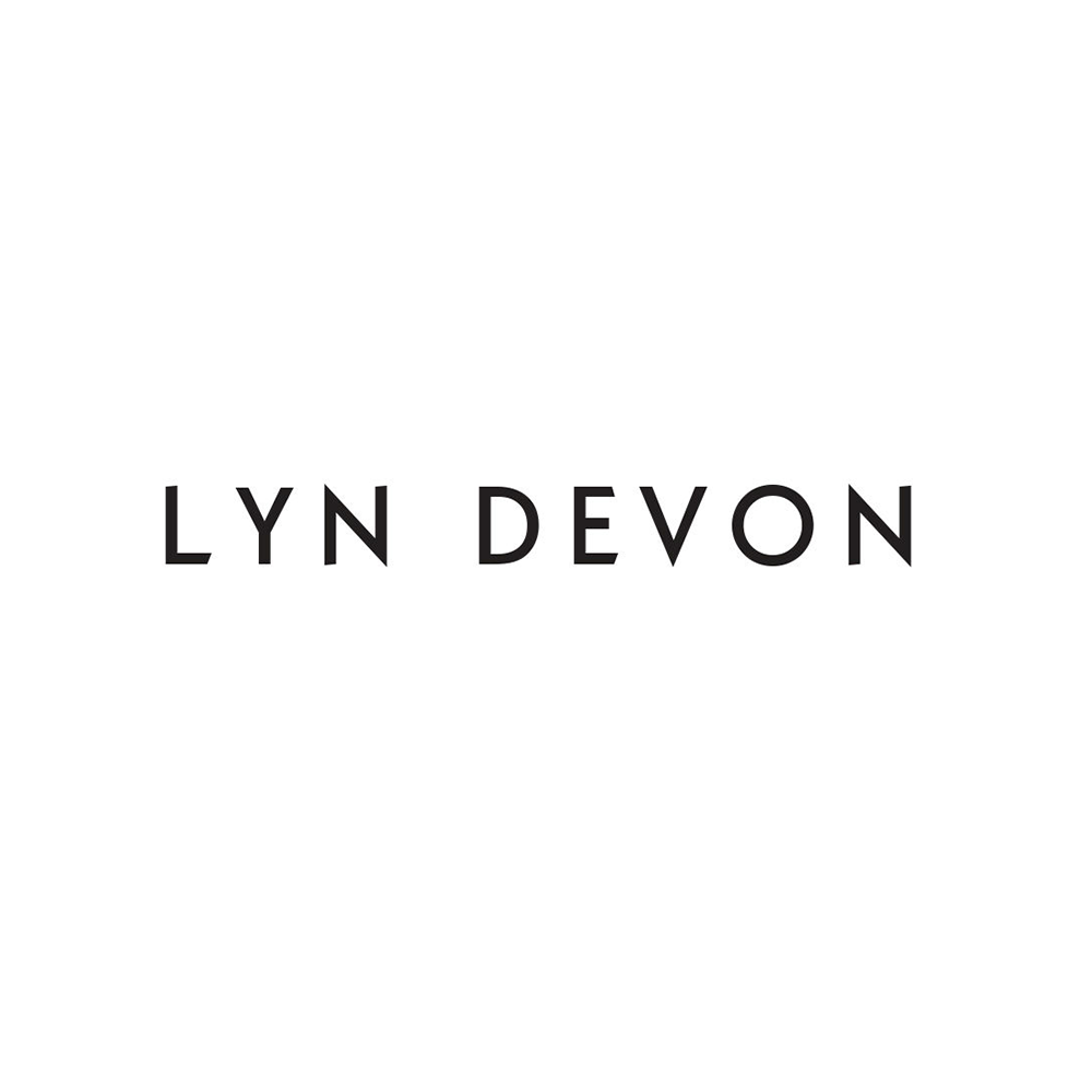 LYN DEVON